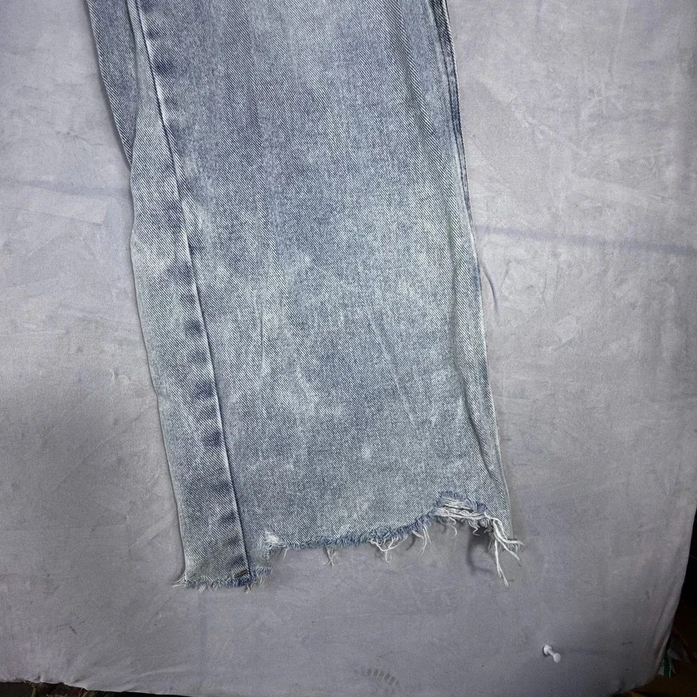 PacSun Womens Baggy Jeans Blue Denim 5-Pocket Raw Hem Light Wash Whisker 26 - Picture 11 of 16